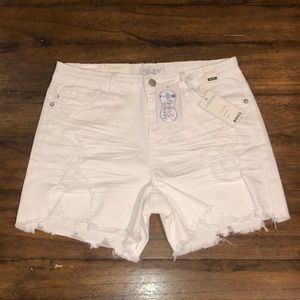 Judy Blue Los Angeles mid rise white denim shorts